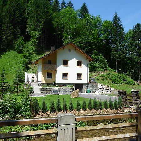 Gaestehaus Forstner Loich ภายนอก รูปภาพ