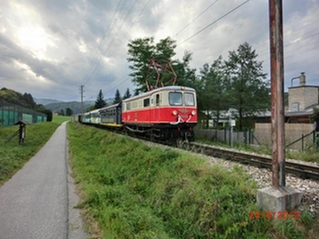 Gaestehaus Forstner Loich ภายนอก รูปภาพ