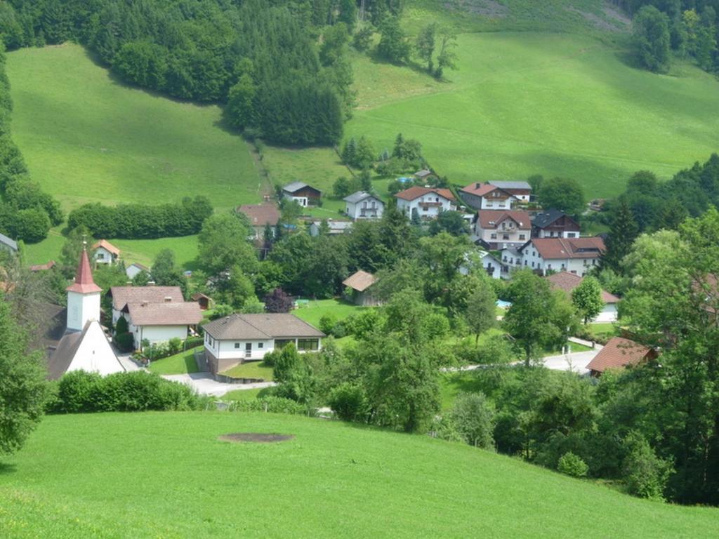 Gaestehaus Forstner Loich ภายนอก รูปภาพ