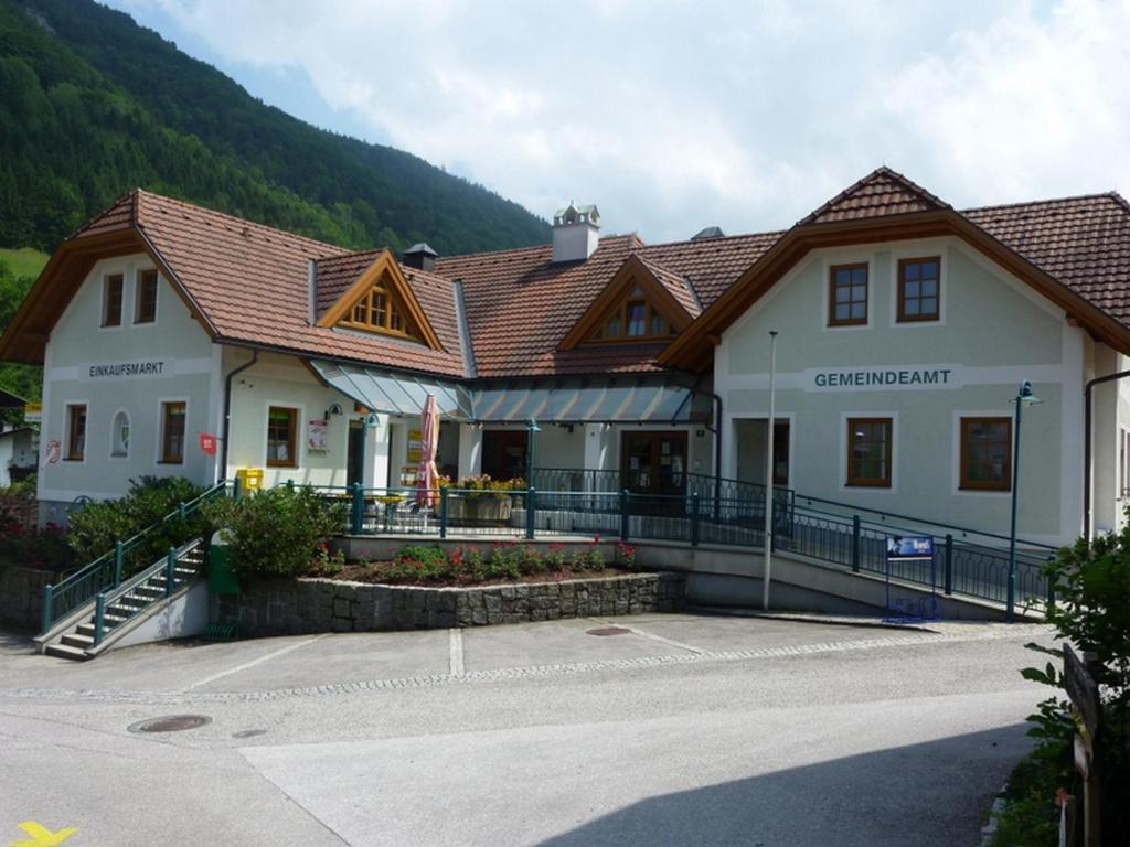 Gaestehaus Forstner Loich ภายนอก รูปภาพ