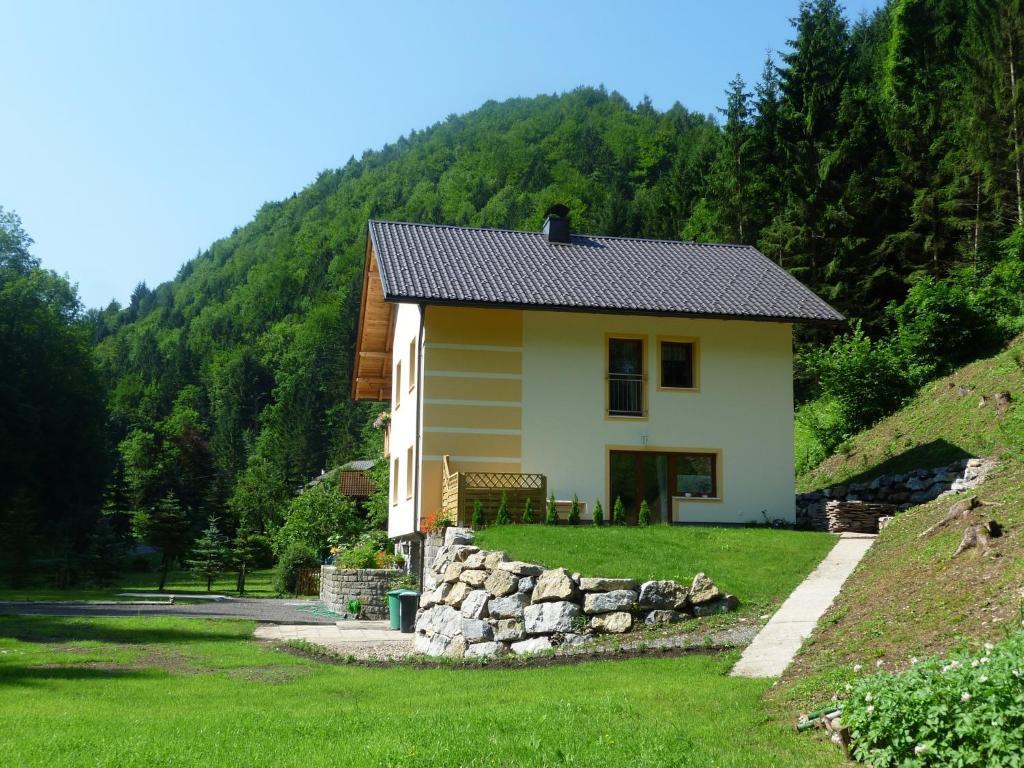 Gaestehaus Forstner Loich ภายนอก รูปภาพ