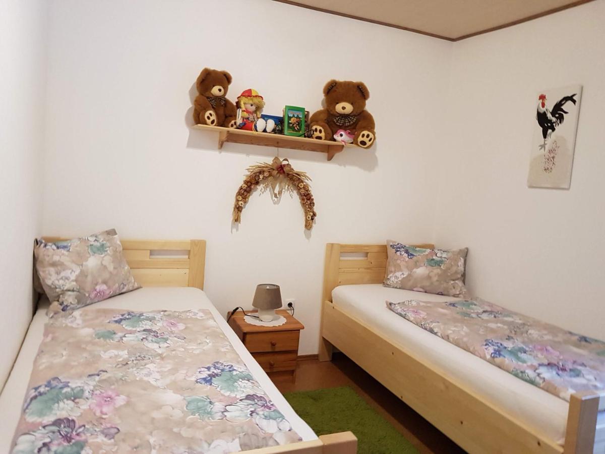 Gaestehaus Forstner Loich ภายนอก รูปภาพ