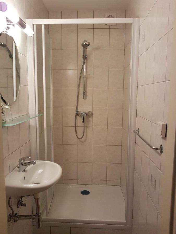 Gaestehaus Forstner Loich ภายนอก รูปภาพ